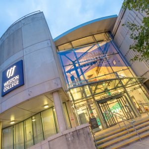 Beasiswa University Centre Weston: Peluang Emas untuk Pendidikan Berkualitas