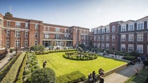 Beasiswa Kuliah di Regent’s University London, Buka Kesempatan Studi di Jantung Kota London