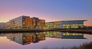 Beasiswa University of Wollongong: Peluang Kuliah Gratis di Australia