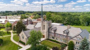 Peluang Beasiswa di Huron University College: Kuliah di Kanada dengan Dukungan Dana Pendidikan