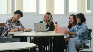 Beasiswa Olahraga: Peluang Emas Meraih Mimpi di Lapangan dan di Ruang Kelas