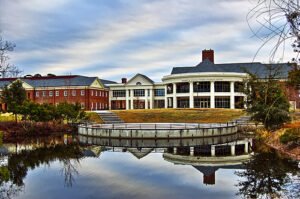 Panduan Lengkap Beasiswa University of North Carolina Wilmington untuk Mahasiswa Internasional